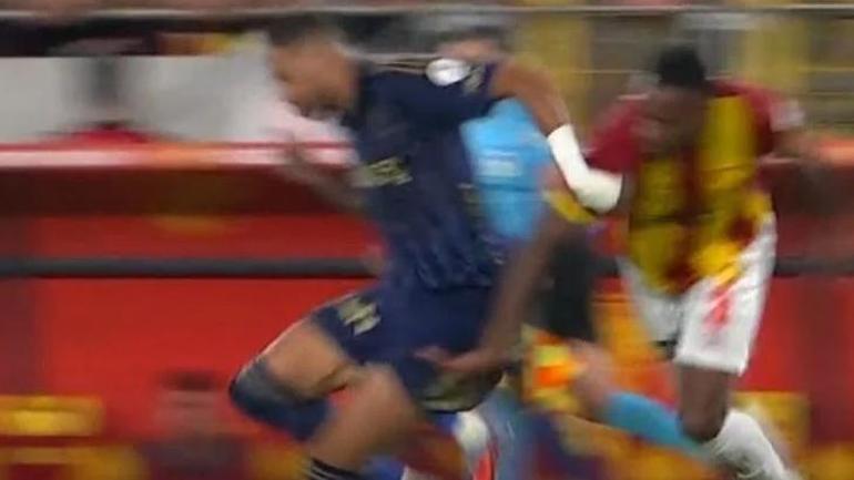 Göztepe - Fenerbahçe maçındaki kırmızı kart ve penaltı kararları doğru mu Elmacık kemiğine gelse kırar