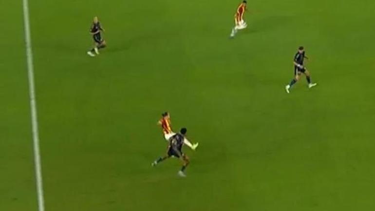 Göztepe - Fenerbahçe maçındaki kırmızı kart ve penaltı kararları doğru mu Elmacık kemiğine gelse kırar