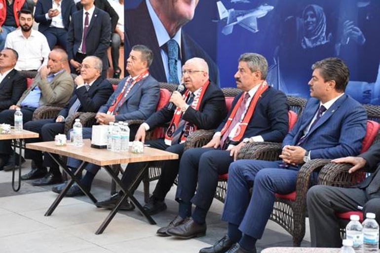 Milli Savunma Bakanı Şırnakta konuştu: Türkiye Yüzyılı gençlerle ve kadınlarla yükselecek