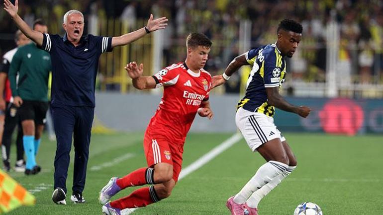 Tayfun Bayındırdan Benfica maçı sonrası Mourinhoya eleştiri İşte bu kadar kolay Fenerbahçe’yi çözmek