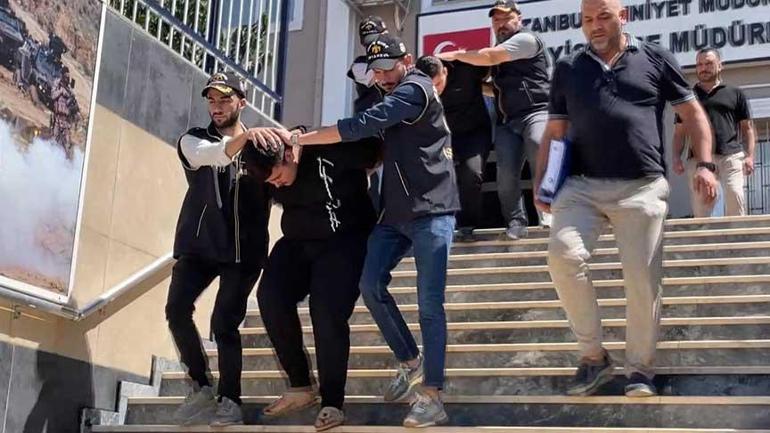 Horrible ejecución en el corazón de Estambul: un disparo, el otro grabado con su teléfono