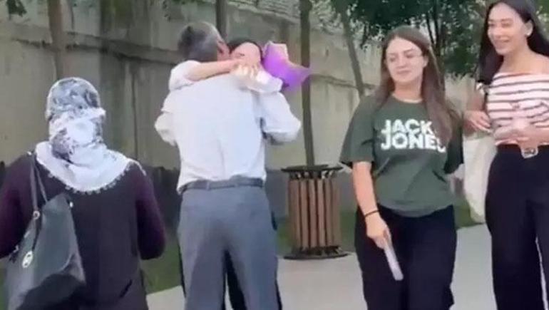 YKS çıkışında babası çiçekle karşılamıştı Çimen, hayalindeki bölüme yerleşti