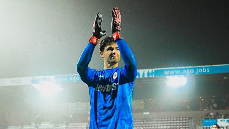 Galatasaraydan kaleci için son teklif Taşlar yerinden oynayacak