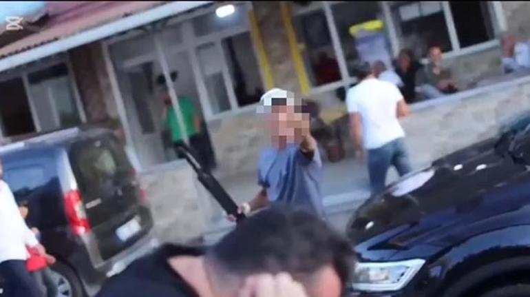 68adc5558310db41d5211da8 Sokak röportajında dehşet anları: 15 yaşındaki çocuk gözaltına alındı