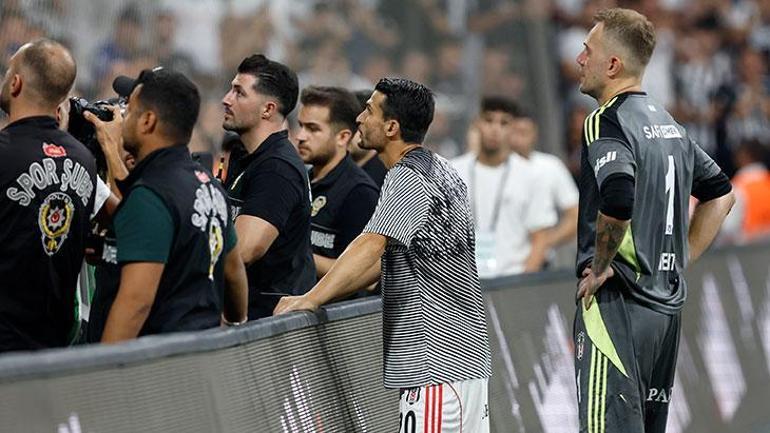 Beşiktaşta taraftardan büyük tepki Rakip takım oyuncuları alkışlandı