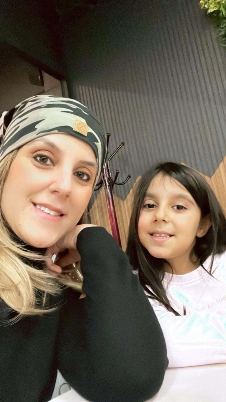 ‘Pelin sen nasıl gülebiliyorsun sözlerine inat Ankarada şehir turu