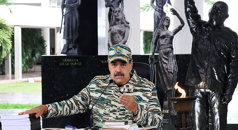 ABD-Venezuela hattında tansiyon yükseliyor: Trumptan Düşürürüz tehdidi, Madurodan savaş mesajı