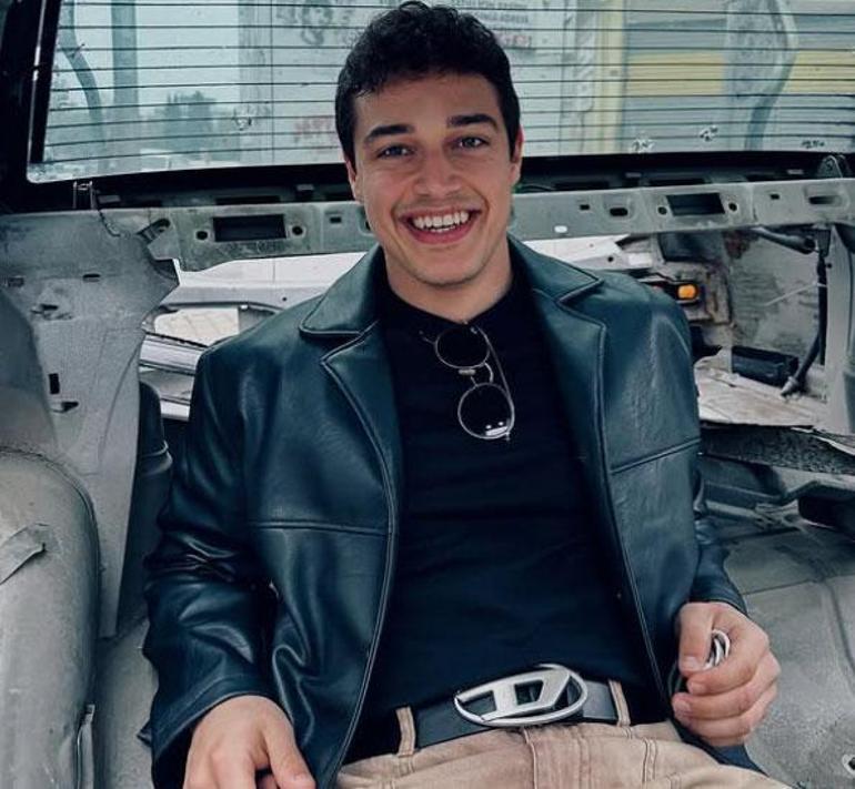 Lidya Pınardan sürpriz kare Doğum gününde aşkını ilan etti