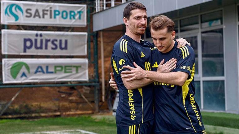 Kerem Aktürkoğlu Fenerbahçe ile ilk idmanında Mert Hakan ile yan yana geldiler