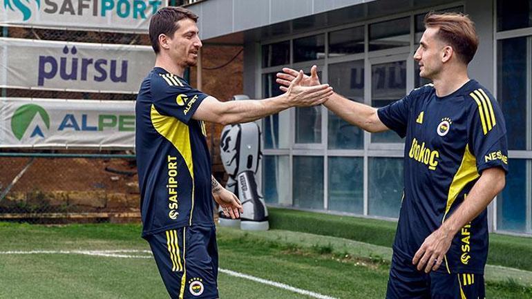 Kerem Aktürkoğlu Fenerbahçe ile ilk idmanında Mert Hakan ile yan yana geldiler