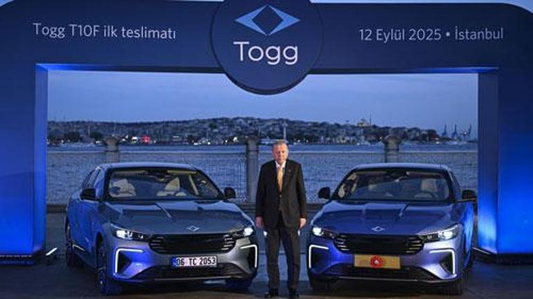 Cumhurbaşkanı Erdoğan Toggun yeni modeli T10Fin direksiyon koltuğunda: İlk teslimat yapıldı