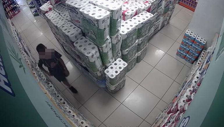 Bursa’da akılalmaz olay 10 yaşındaki çocuk marketi ateşe verdi