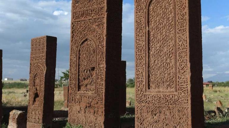 Bir Anadolu Şenliği’nin son iki durağı Bingöl ve Bitlis
