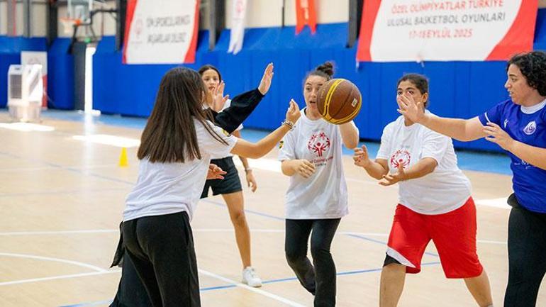 Özel sporcular için Antalyada basketbol turnuvası