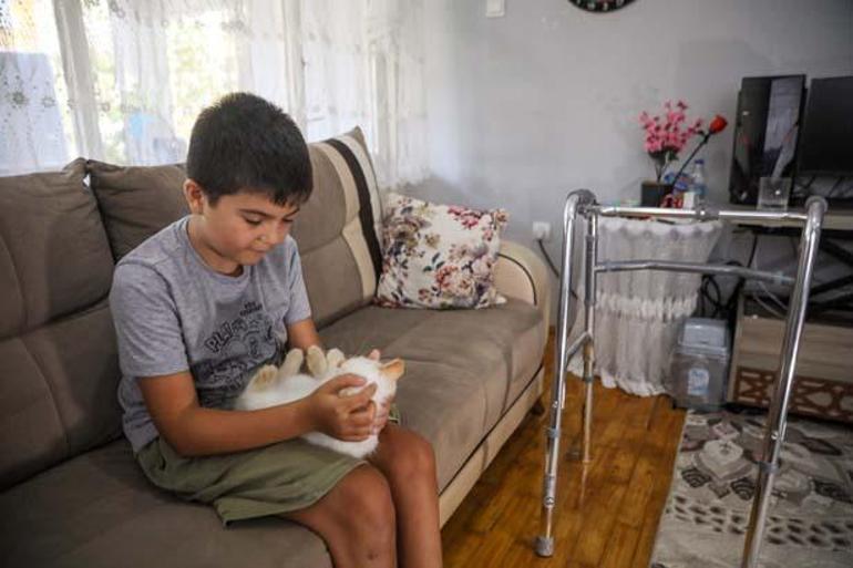 Doğum günü hediyesi kuşun peşinden 6ncı kattan düştü Burakın çaresizliği