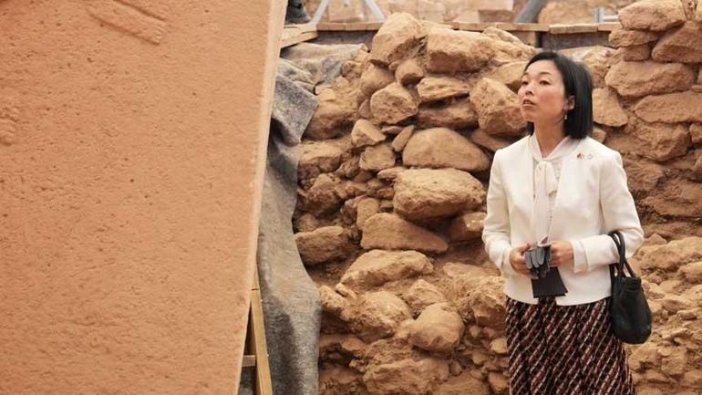 Bakan Ersoy’dan Altes Prenses’e Japonca Teşekkür