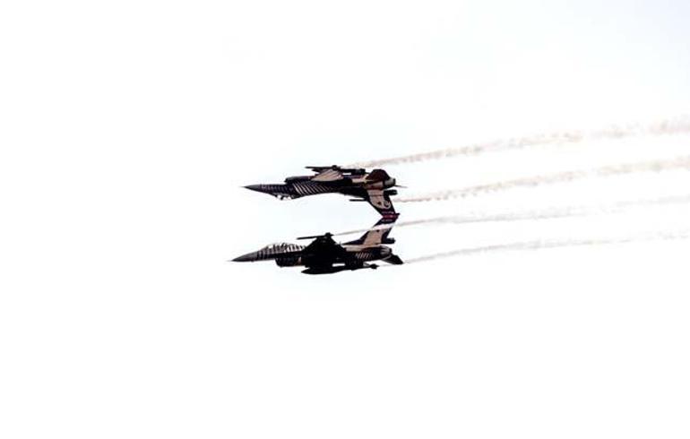 TEKNOFEST İstanbul'da son gün heyecanı Aksungur, ATAK Helikopteri, Akıncı, TB2 ve Hürkuştan gösteri uçuşu...