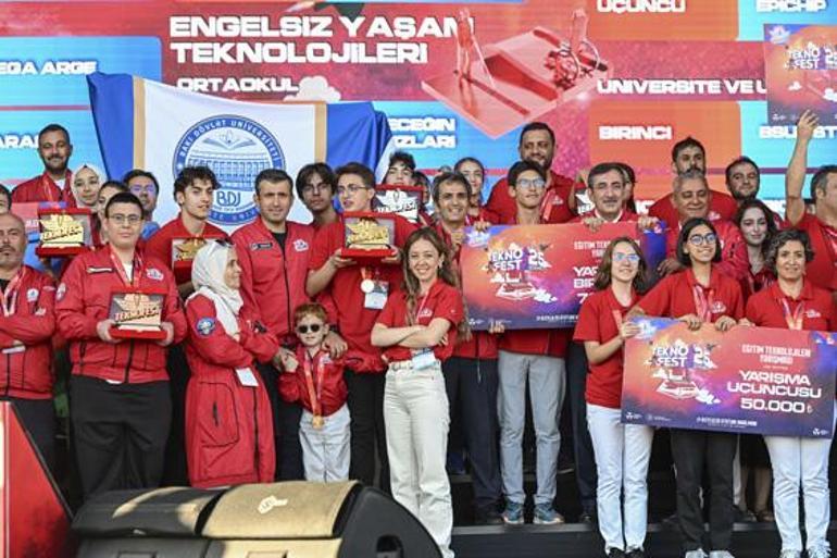 Cumhurbaşkanı Yardımcısı Yılmaz: Teknoloji üretmeyen sadece tüketen ülkelerin bir geleceği yoktur