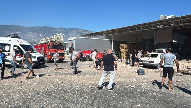 Antalya Demre’de toptancı halinde patlama: 1 ölü, 3 yaralı