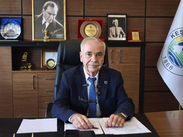 Kentte baraj dibi gördü Başkandan susuzluğa çözüm: Çok sıkışırsak bu yönteme de başvurabiliriz