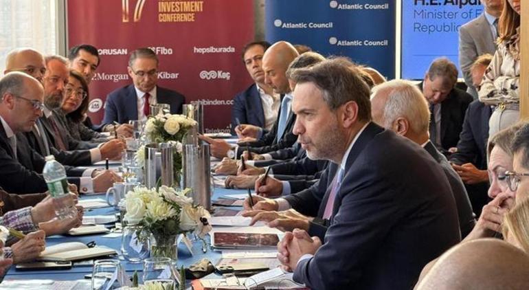 Bakan Bayraktar duyurdu BOTAŞ'tan 70 milyar metreküplük LNG anlaşması