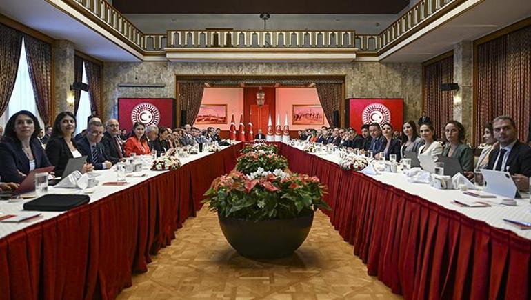 TBMM Başkanı Kurtulmuş: Komisyon çalışmaları başarıyla sonuçlanacaktır