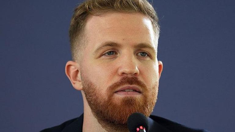 Fenerbahçede ayrılık iddiası Başkan Sadettin Sarandan toplantı