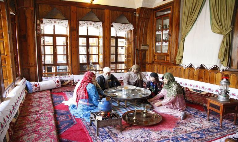 ŞANLIURFA, TARİHİ VE GASTRONOMİSİYLE DÜNYAYA AÇILIYOR