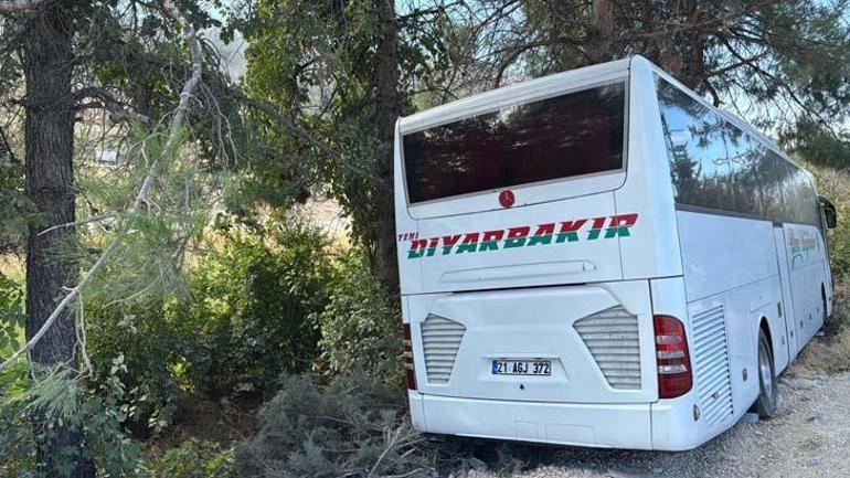 Yolcu otobüsü ile otomobil çarpıştı 4 kişi öldü