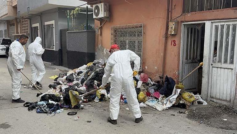 Adana’da bir evden iki traktör çöp çıktı
