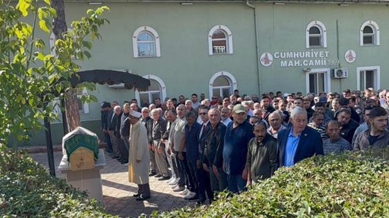 Böyle evlat olmaz olsun Ailesini siyanürle zehirledi annesini baltayla yaralamıştı Acı haber geldi