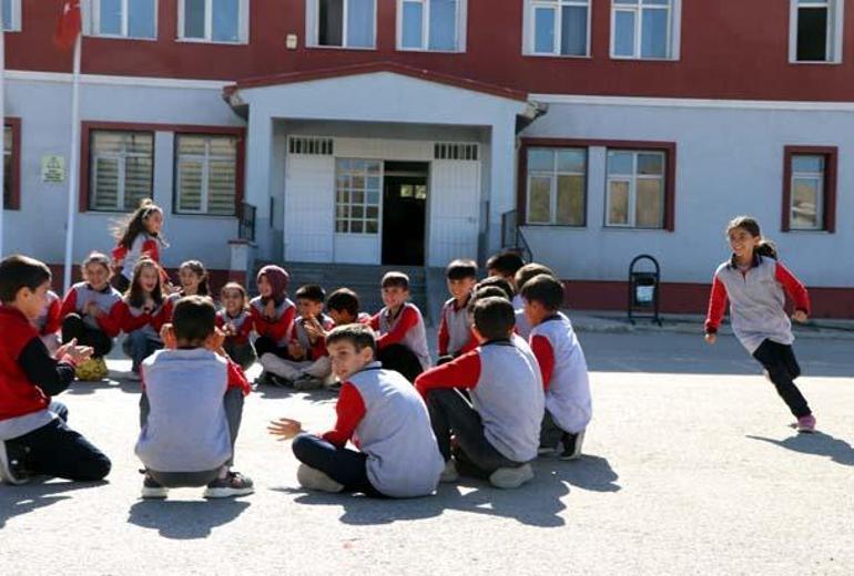 Hiç arkadaşım yok, tek başımayım demişti Hasretin yalnızlığı sona erdi