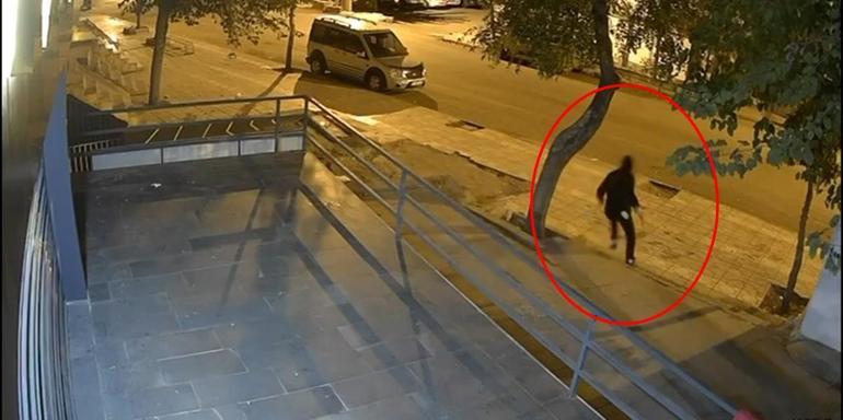 Diyarbakır’da kuyumcuya silahlı saldırı anbean kamerada 100 bin dolar haraç istediler
