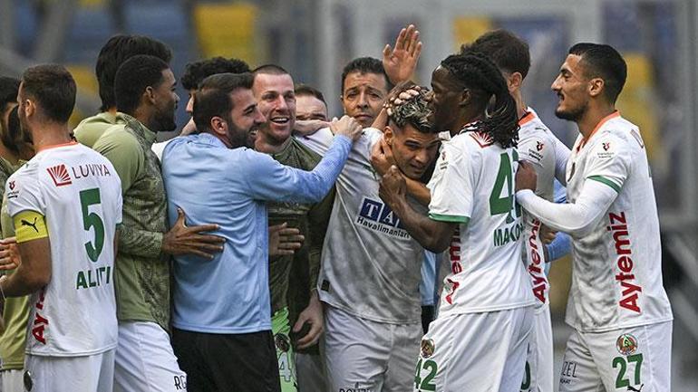 Ianis Hagiden babasını hatırlatan müthiş gol Maça damga vurdu