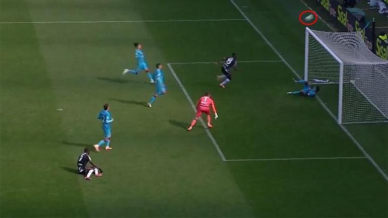 Galatasaraydan kiralanan Zaniolonun kaçırdığı gol İtalyada gündem oldu