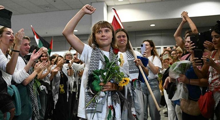 68e3ec189d6a4a42554a3213 İsrail alıkoymuştu... Greta Thunberg: Gazze'de soykırım gerçekleşiyor