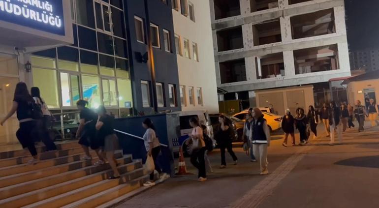 Hatay’da masaj salonlarına insan ticareti baskını: 19 yabancı uyruklu kadın deport edilecek