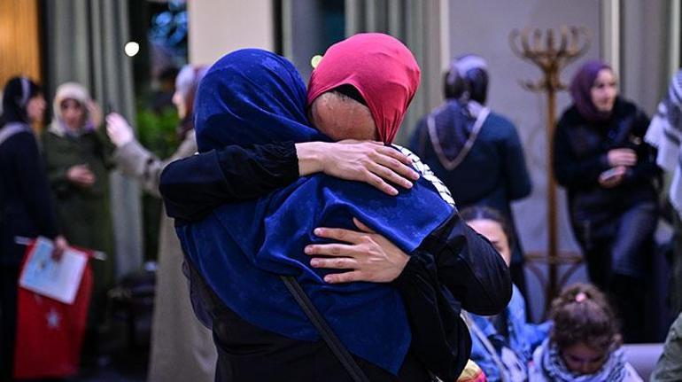 İsrail esir almıştı 15 Türk aktivist yurda döndü