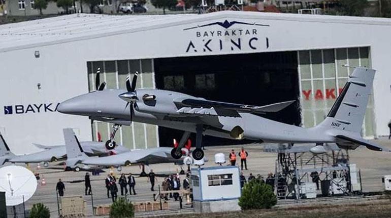 68e559adf673ab5ac36671aa İtalya Savunma Bakanlığı Heyeti'nden Baykar teknolojisine ziyaret! Yerinde incelediler