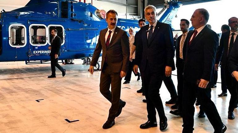 Bakan Memişoğlundan TUSAŞa ziyaret GÖKBEY helikopterimiz hava ambulans filomuzun parçası olacak