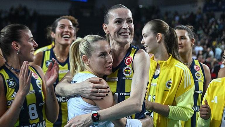 Şampiyonlar Kupasının sahibi Fenerbahçe Medicana Vakıfbank karşısında müthiş geri dönüş