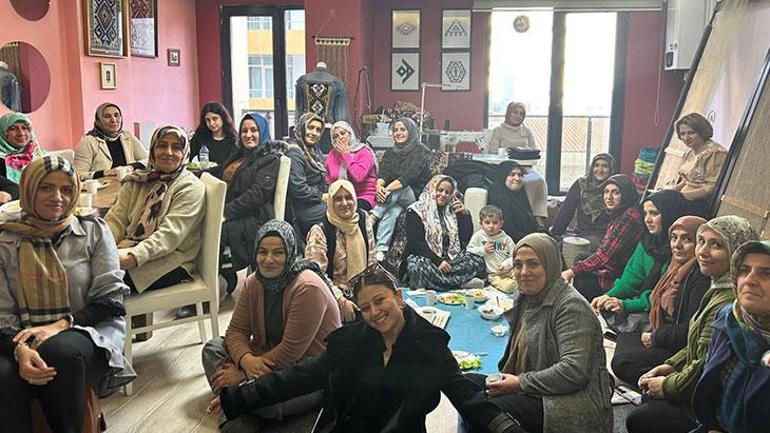 Çeyizindeki kilimi sattı, Van’dan dünyaya açıldı Fikri babası verdi: Her motifin anlamı var