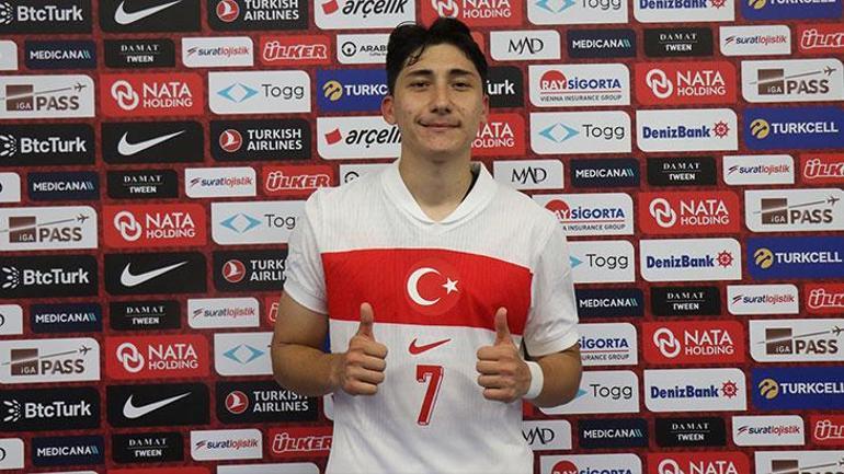 Egemen Korkmaz: Bir şeyler inşa etmeye çalışıyoruz