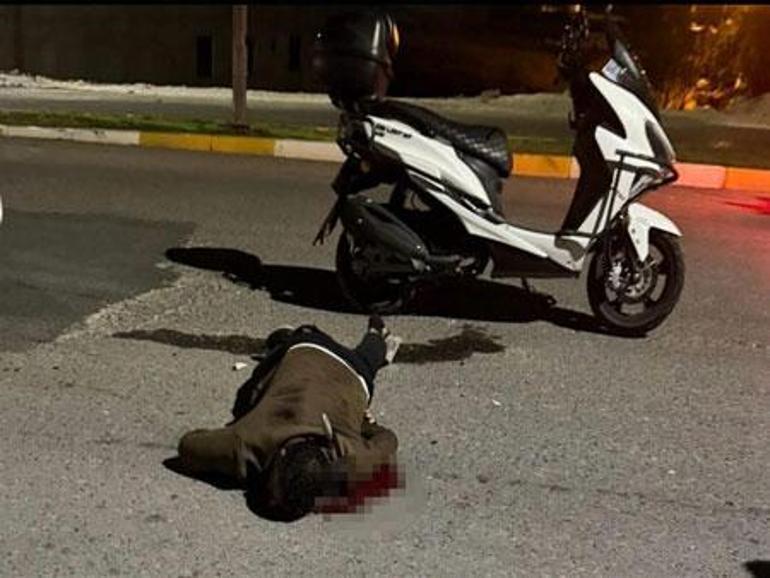 Sırtında bıçakla hastaneye gitmek isterken hayatını kaybetti