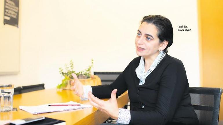Ev içi iş yükü kızların omuzunda