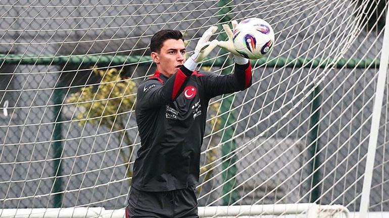 Berke Özer için Volkan Demirel örneği Mustafa Anıklı: Özür yoksa Dünyası yıkılacak