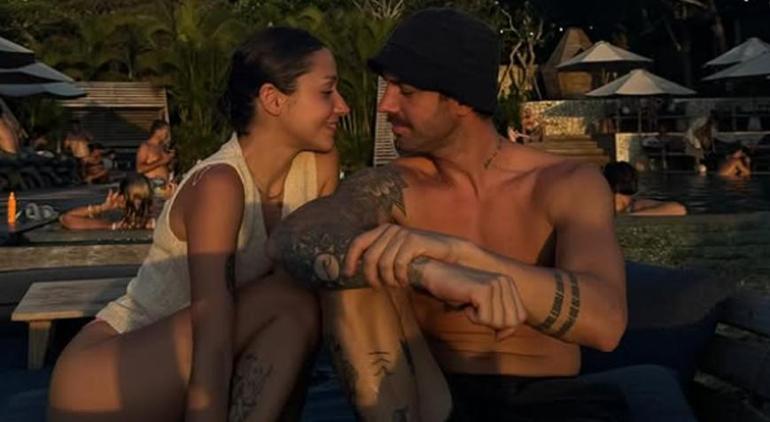 Her boyfriend revealed his fitness secret. He is on a carbohydrate diet.