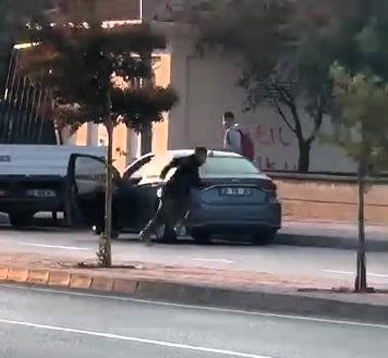 Okul müdürünü üç çocuğunun gözü önünde vurdu Saldırı anı kamerada