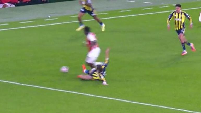 Fenerbahçe - Karagümrük maçında tartışma yaratan kararlar Penaltı kararı doğru mu