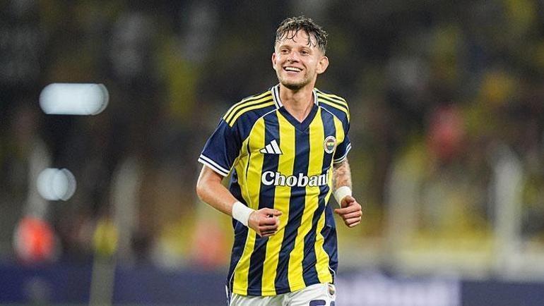 Fenerbahçede Sebastian Szymanskiye ıslıklı protesto